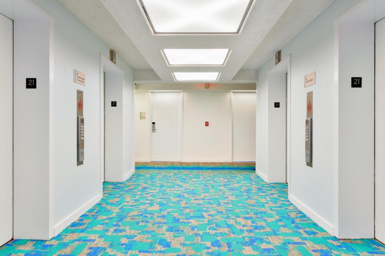 The Twin Fin Hotel Honolulu Esterno foto